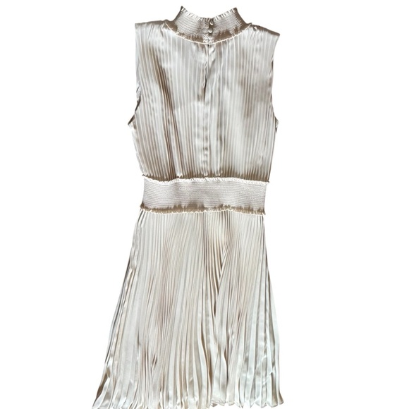 Nanette Lepore Pleated Midi Dress – Women’s Size 8 - Picture 2 of 6